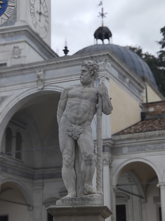 Italia dodoloață